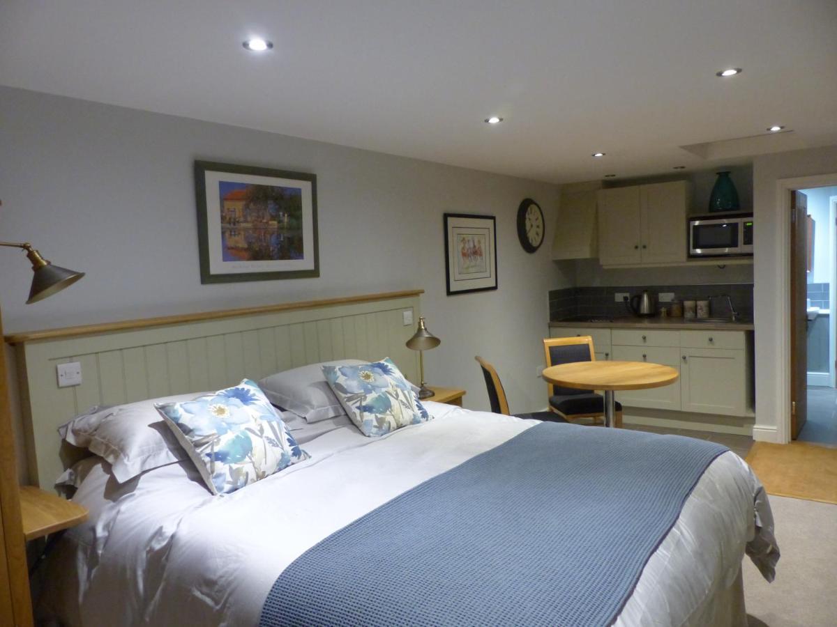 Bed And Breakfast Accommodation Near Brinkley, Six Mile Bottom Ideal For Newmarket And Cambridge ภายนอก รูปภาพ